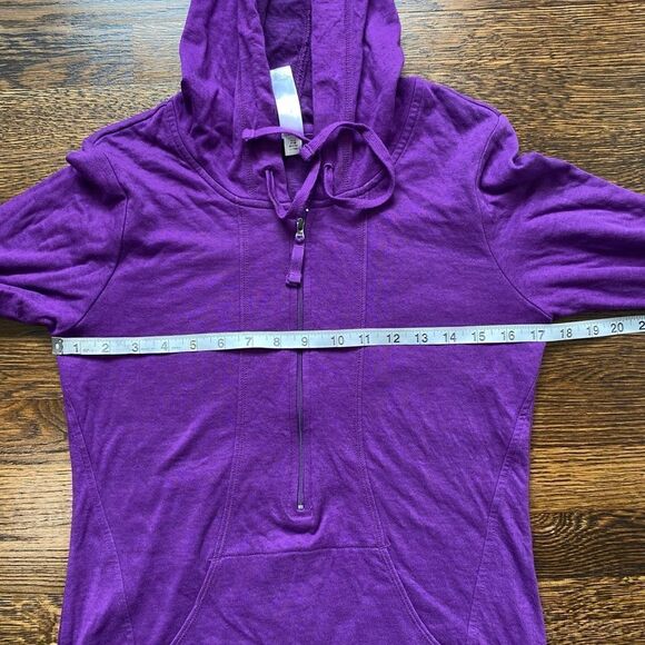 Lucy 1/4 Zip Light Pullover - Size Small - Picture 7 of 11